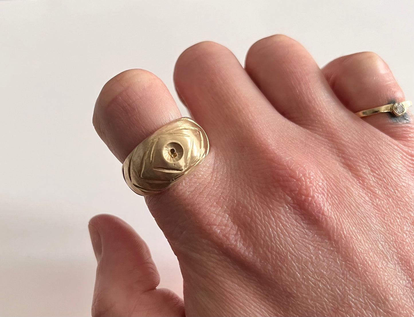 Another eye ring