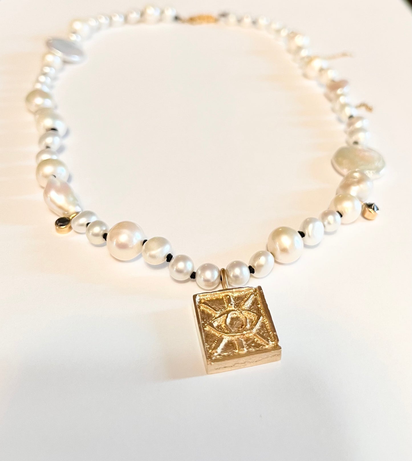 Etienne necklace