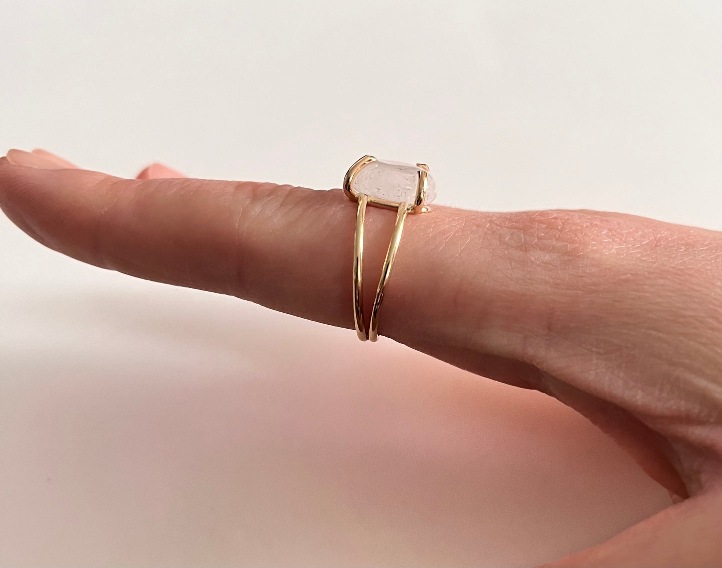 Street fair ring in quartz