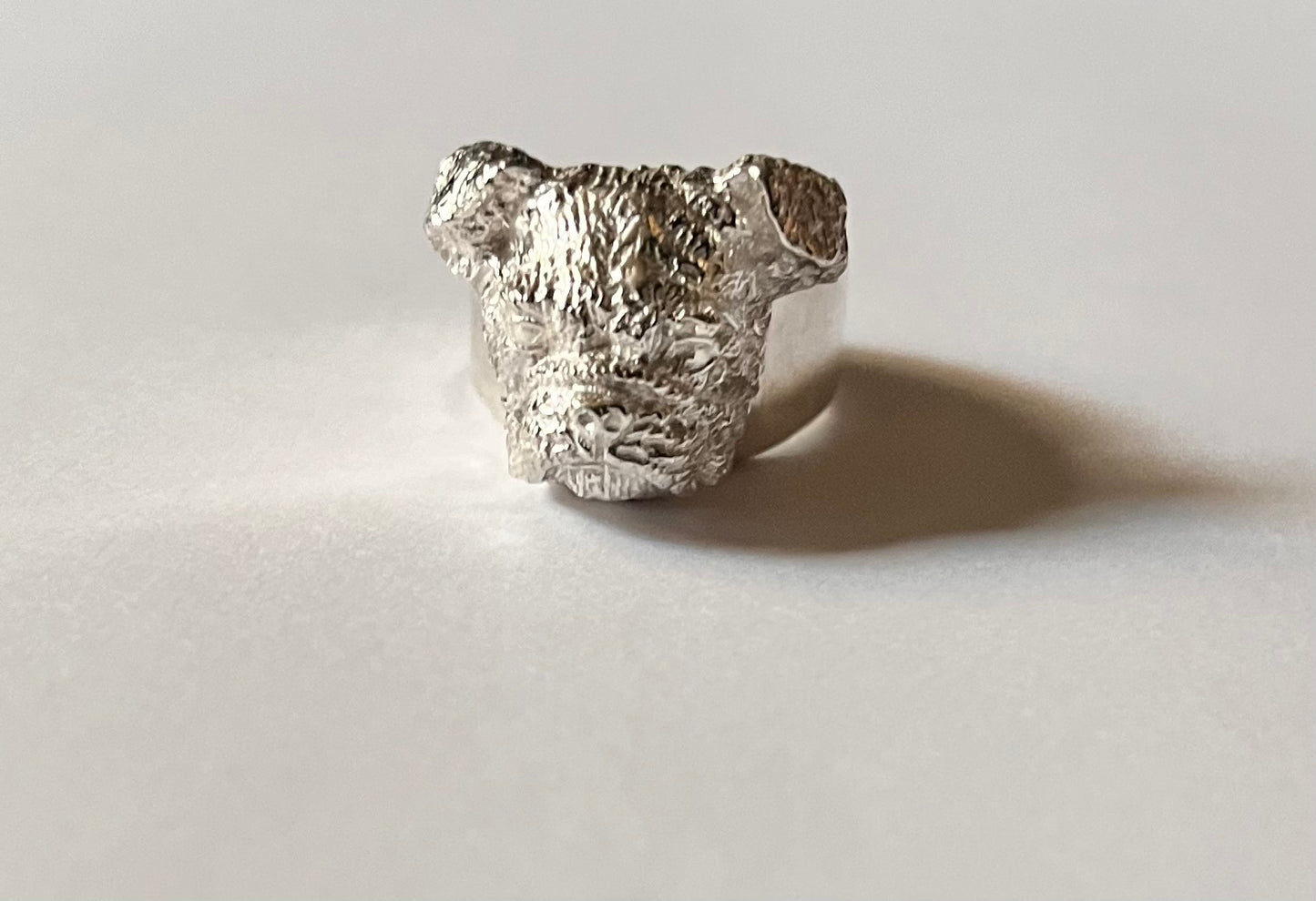 Anillo de blues de bulldog