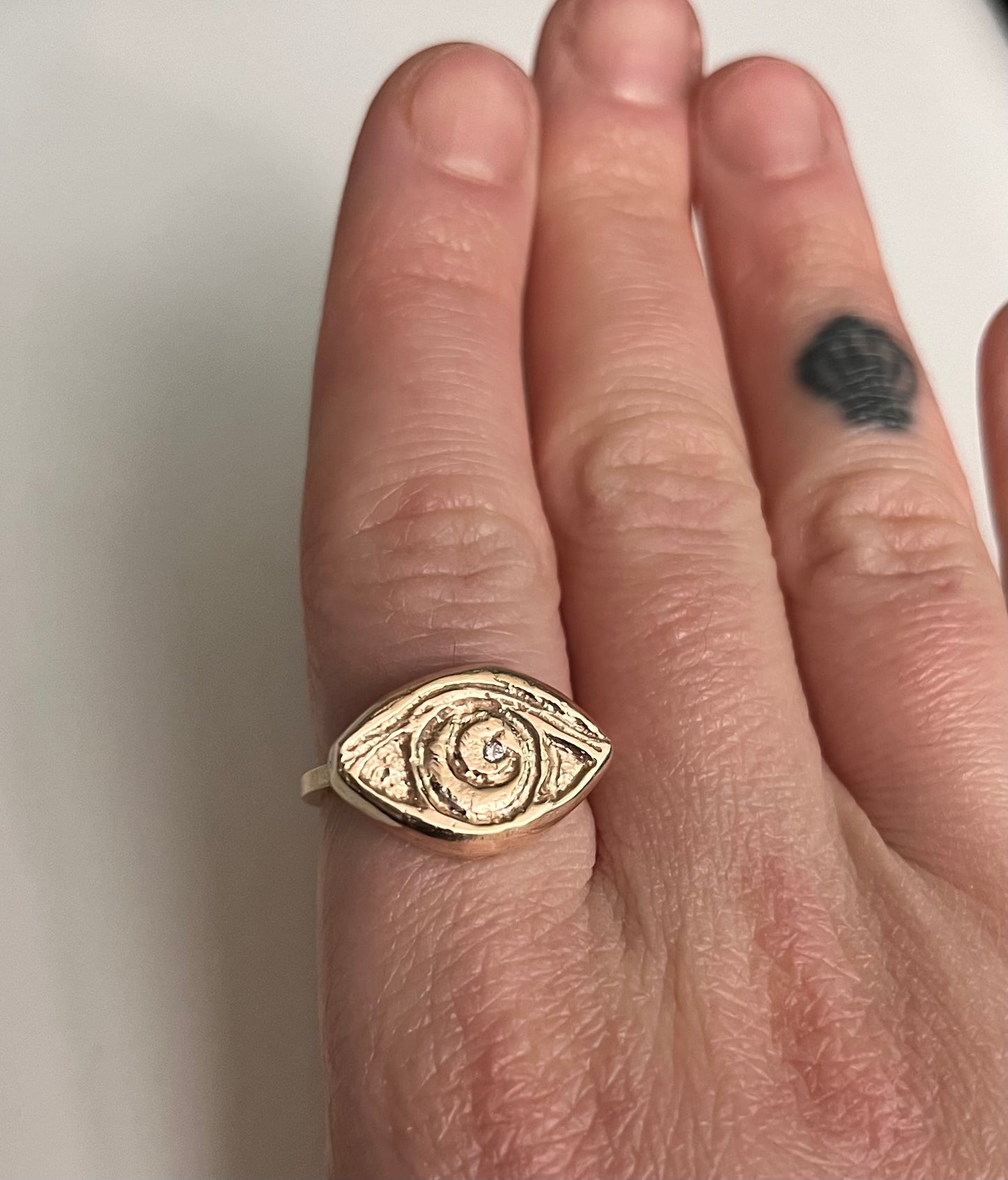 Mystic eye ring