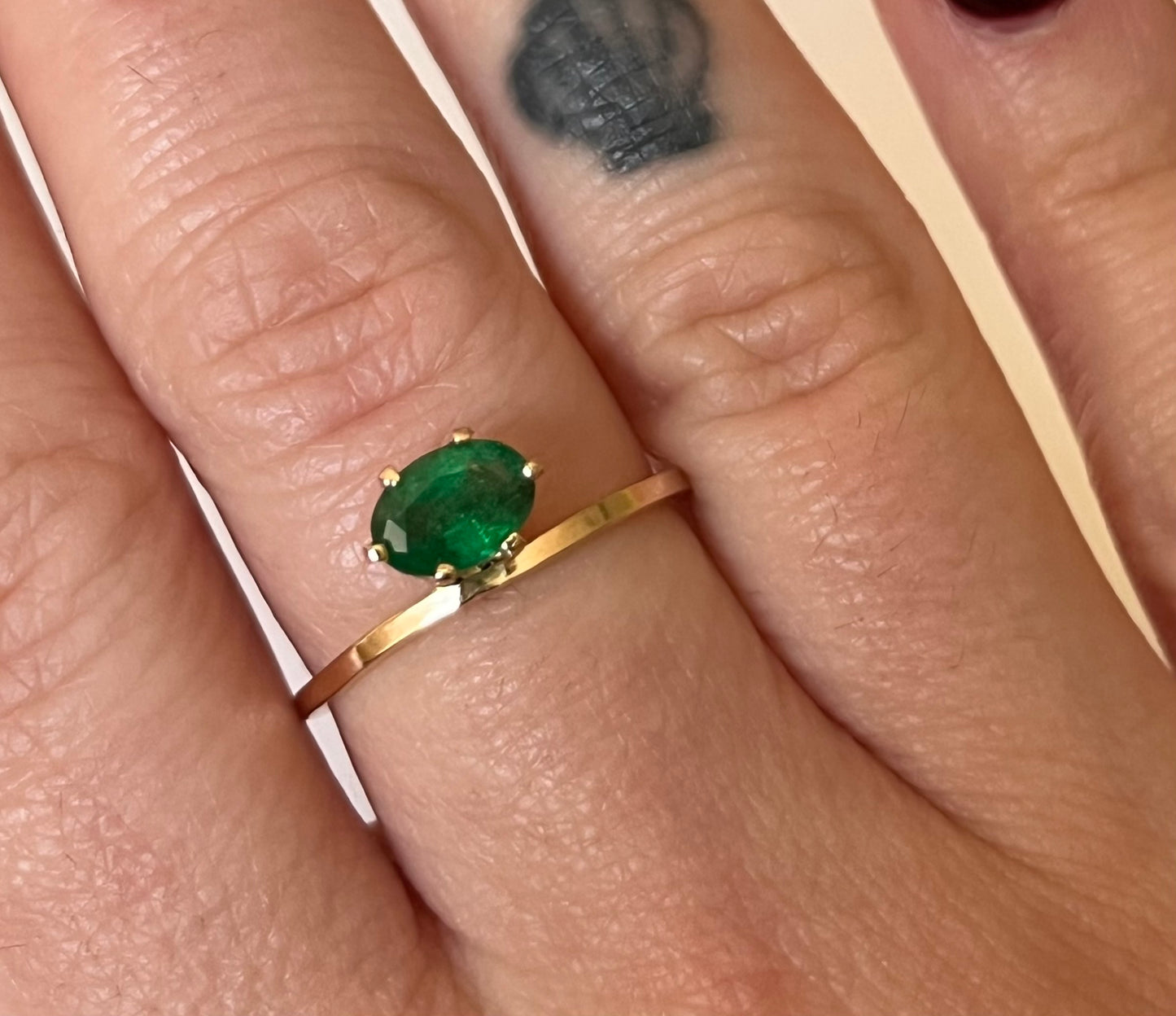 BAGUE ÉMERAUDE DÉPORTÉE