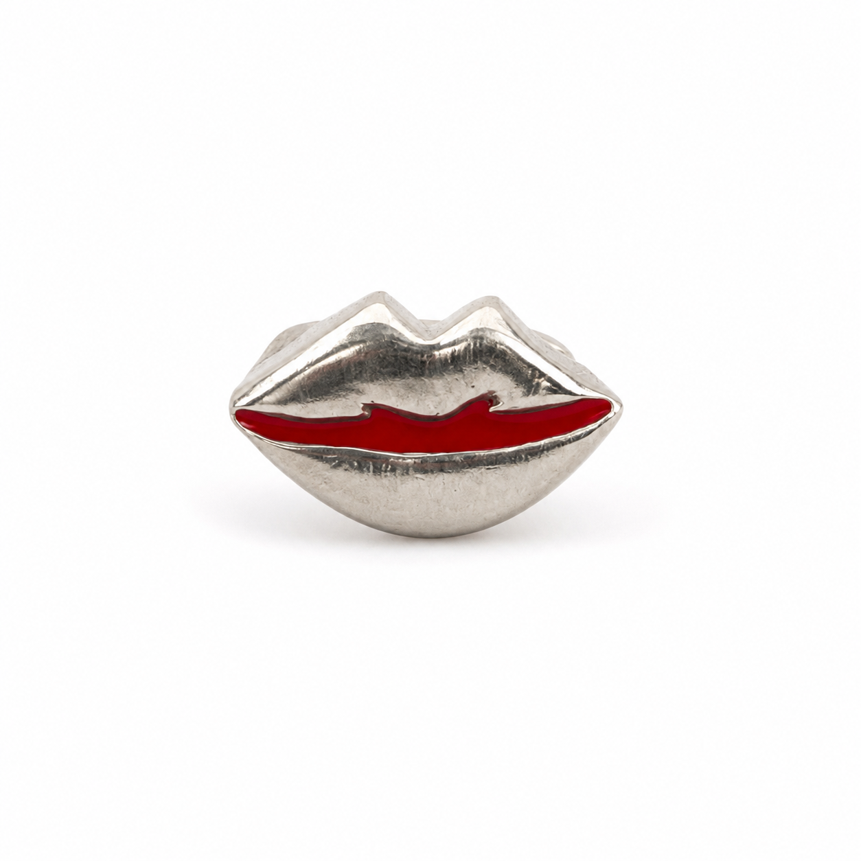 The Bisous Ring
