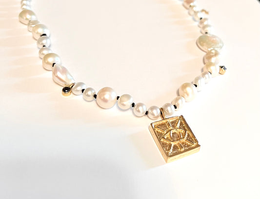 Etienne necklace